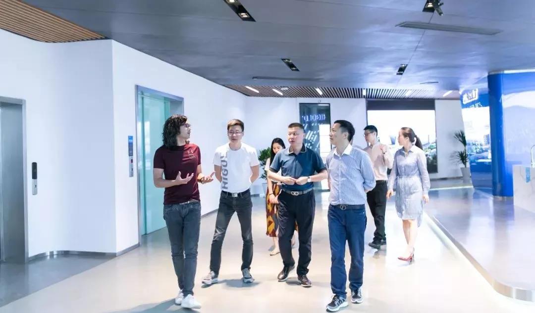 金牌温建怀董事长亲临球盟会，战略合作推向新高潮