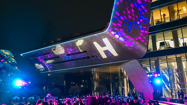 新感觉之夜·球盟会户外家具全球年会完美开启！